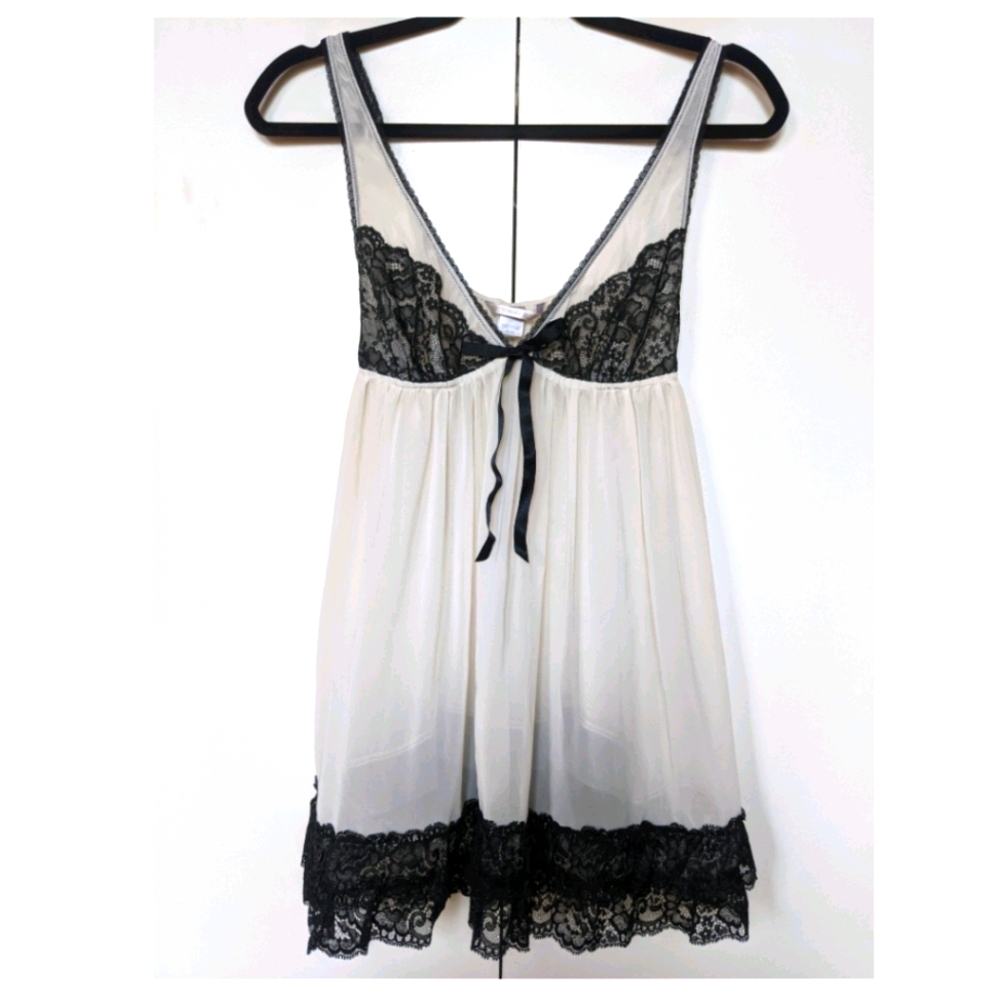 Victoria's Secret Lacey Sexy Nightgown Short Slip